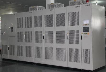 SVG無(wú)功補(bǔ)償裝置，這種設(shè)備有什么特點(diǎn)呢？